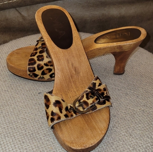 MIA Shoes - Mia women's animal print sandals sz. 7